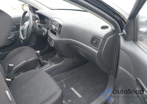 2010 Hyundai Accent Blue z USA, uszkodzony, nr VIN KMHCM3AC5AU163874